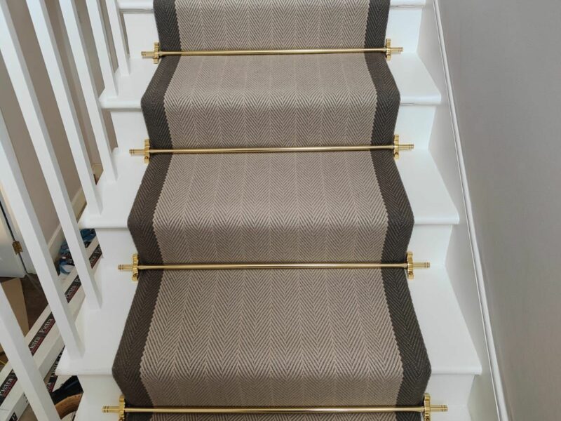 Roger Oates - Dart Otter -62cm runner with brass stair rods