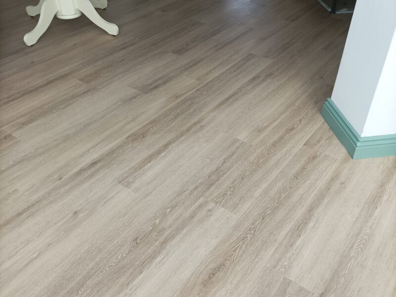 Amtico Spacia - Muted Oak -Large Plank