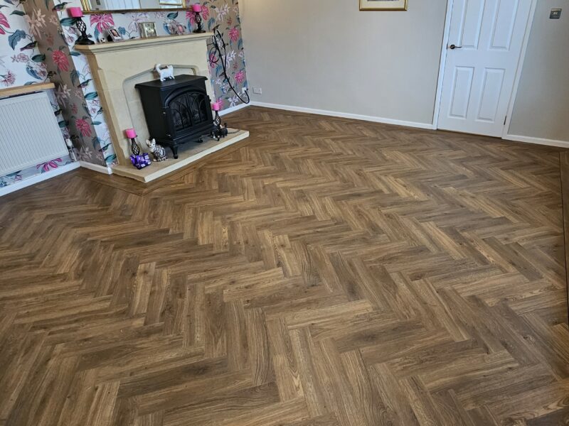 Amtico Spacia - Traditional Oak- Large Parquet