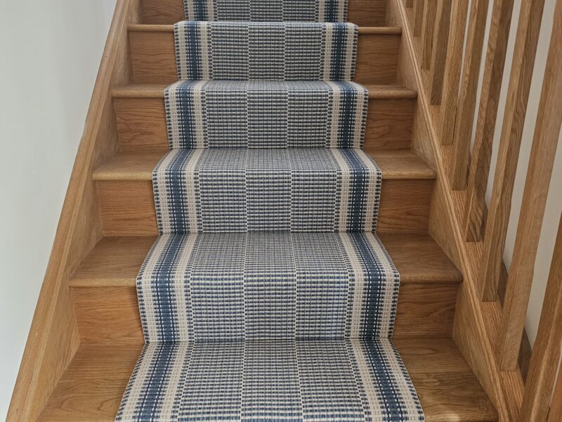 Roger Oates design - Milo Indigo Runner