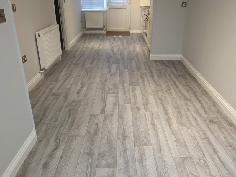 Polyflor- Designatex- Platinum Oak 2142