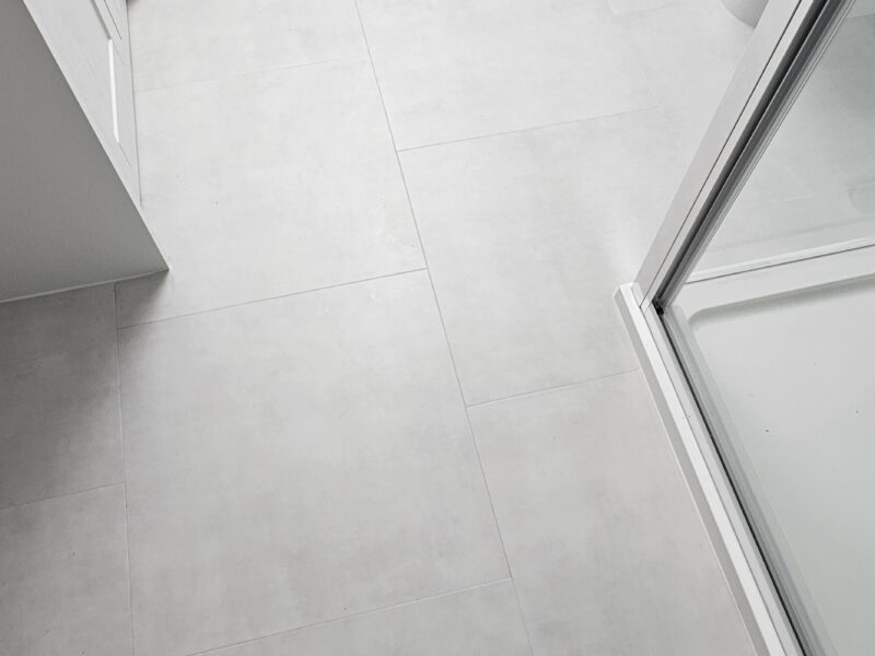 Amtico Signature Standard - Stucco Opaline Large Tiles