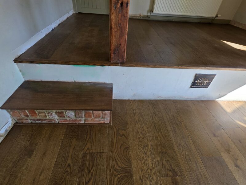 Furlong Flooring Engineered Wood - Emerald Multi 189 - Oak Rustic Smoke Stain